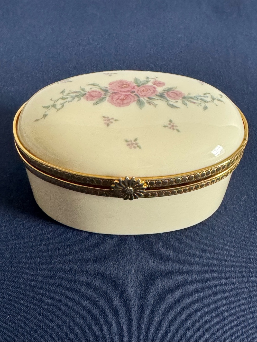 Lenox Porcelain Pink Rose Oval Trinket Box with Gold Trim